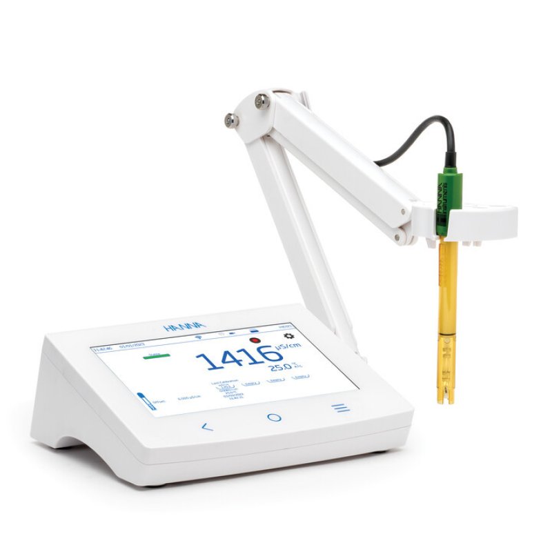 Medidor de mesa avanzado de CE/resistividad/TDS/Salinidad serie 6000, 115V. HANNA